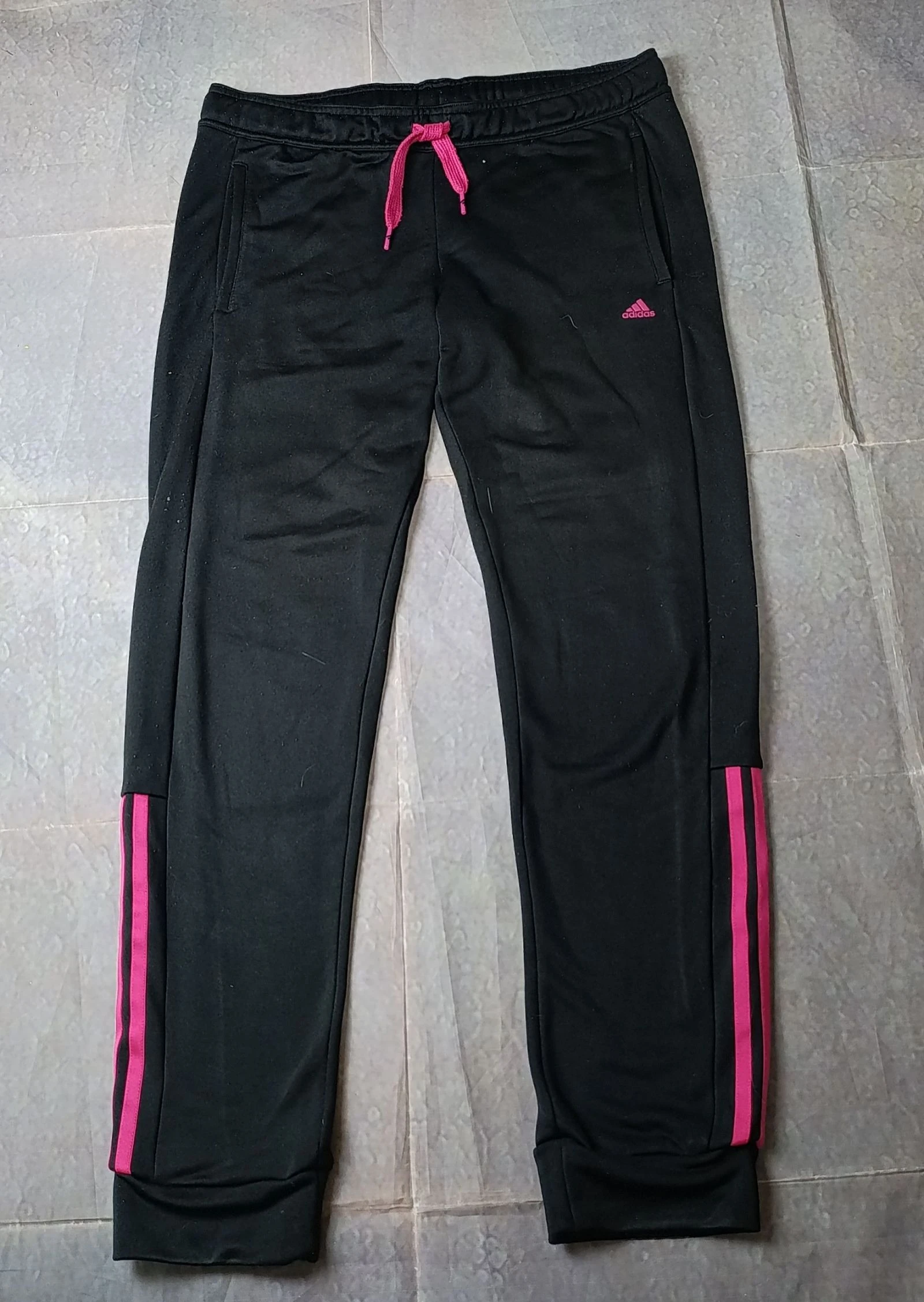 Pantalones de chándal Adidas para mujer, negros con rayas rosas, talla M – photo 2